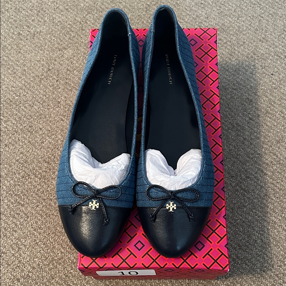 Tory Burch Navy and Black Ballet flats